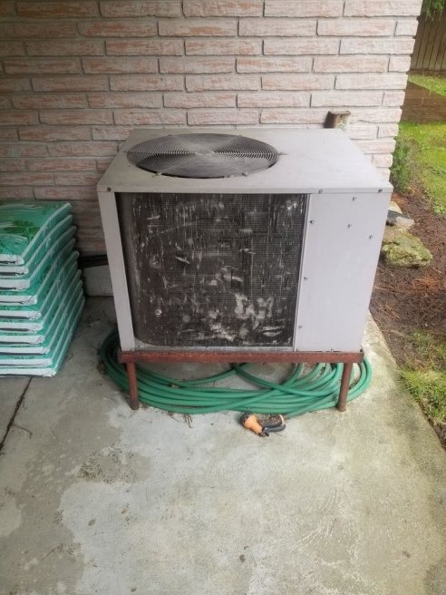 air conditioner maintenance services